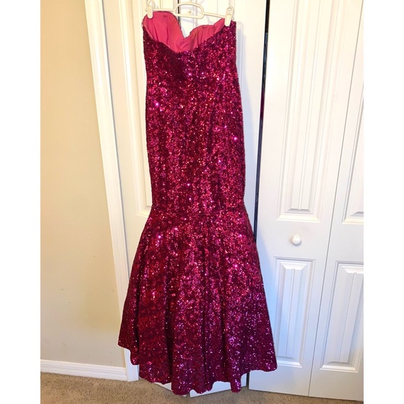 Pink sequin mermaid gown. Size 10. Worn once. GORGEOUS! - Picture 4 of 7